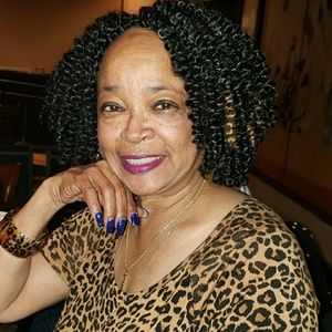 Meet your Posher, Valerie